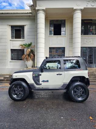TROLLER T4 3.2 BOLD 4X4 20V TURBO INTERCOOLER DIESEL 2P MANUAL TROLLER T4 3.2 BOLD 4X4 20V TURBO INTERCOOLER DIESEL 2P MANUAL